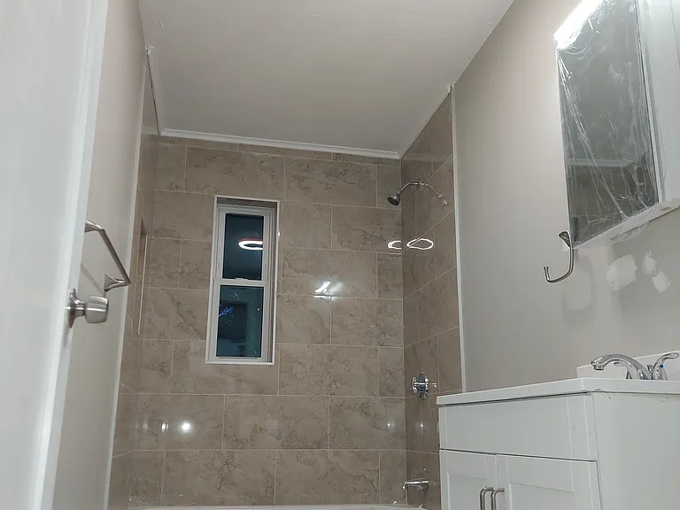 115 Deering Rd — Photo 7