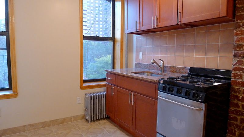 2nd image of 45 Essex St APT 7