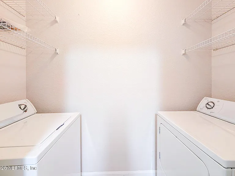 8539 Gate Pkwy W #1525 — Photo 15