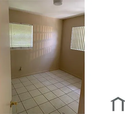 5461 SW 36th St — Photo 9