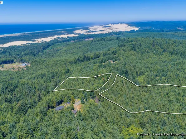 0 Stage Rd, North Bend, OR 97459