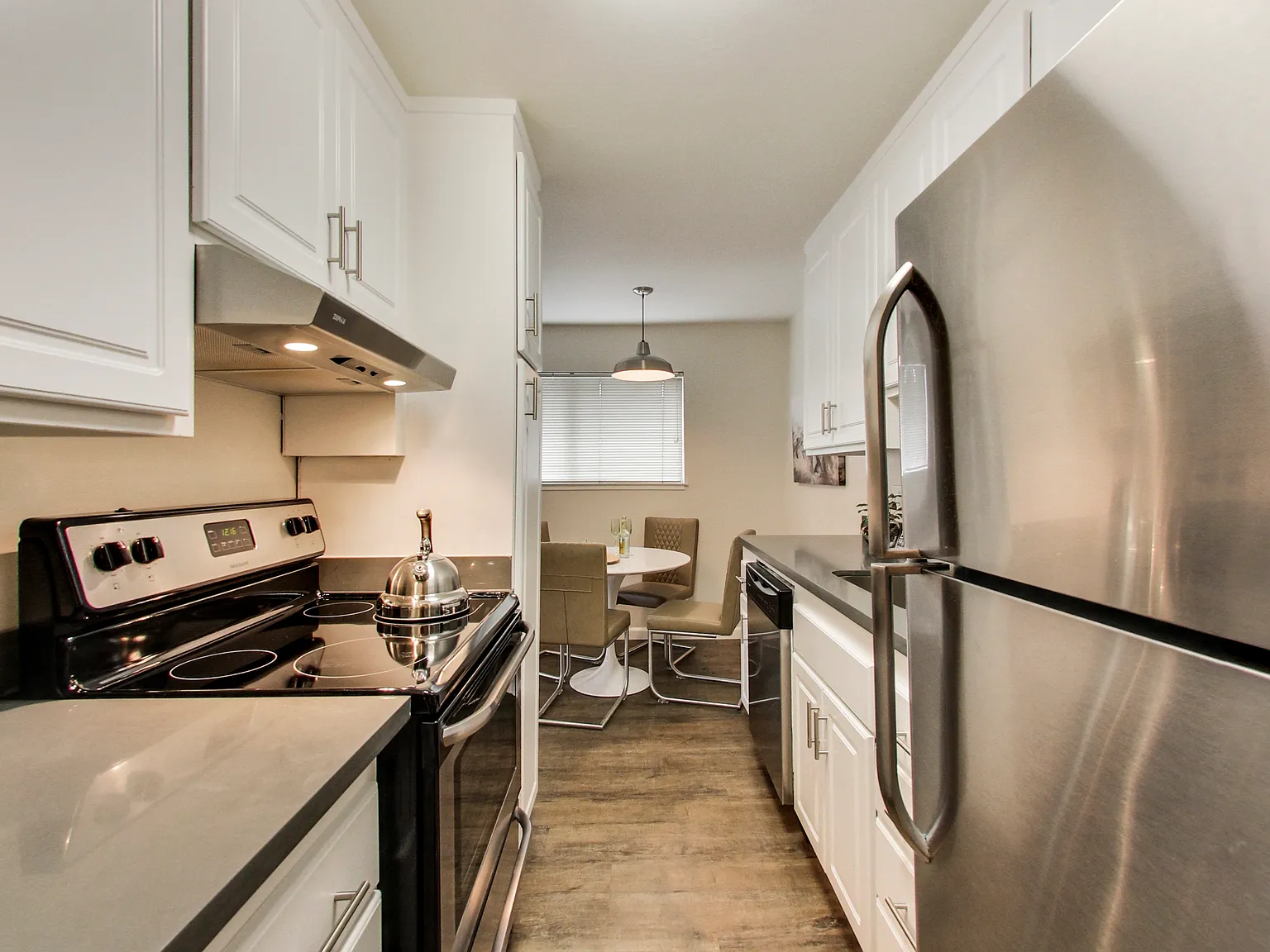 Walnut Terrace — Photo 4