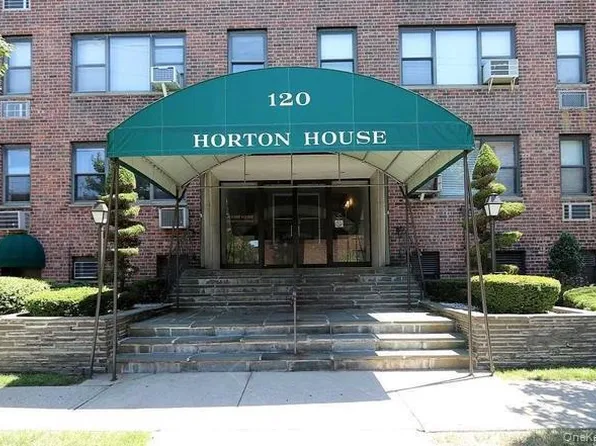 120 Horton Highway #A9, Mineola, NY 11501