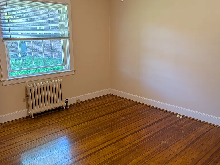 6786 Chestnut St #1 — Photo 7
