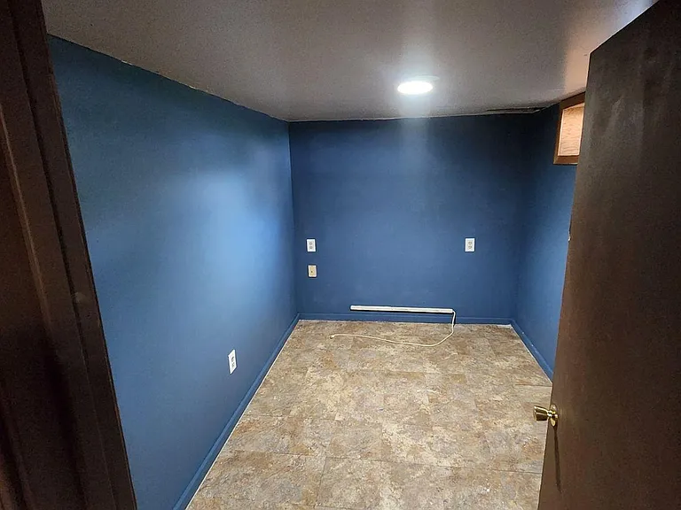 17 Barnet Ave — Photo 23