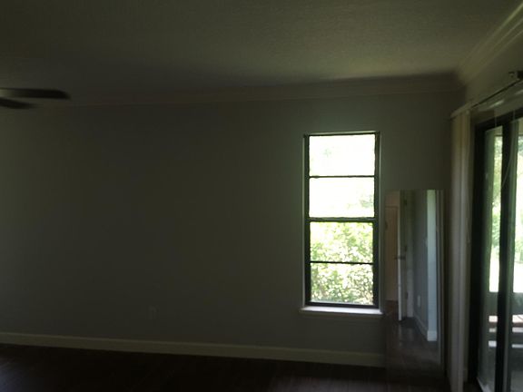 5th image of 30831 Mission Ave