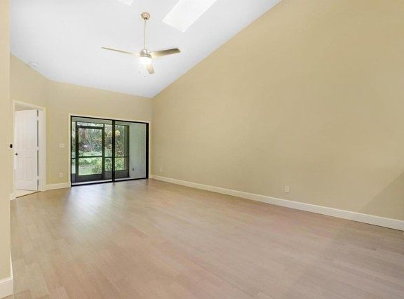 4th image of 502 Sea Oats Dr #A-1
