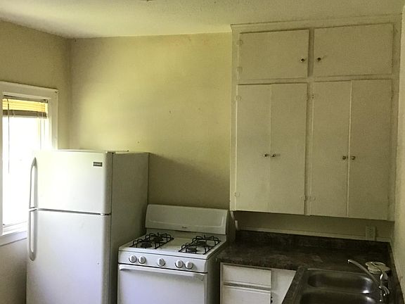 3rd image of 1020 Marquette St APT 3