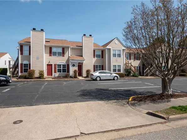 1446 Deerpond Ln, Virginia Beach, VA 23464