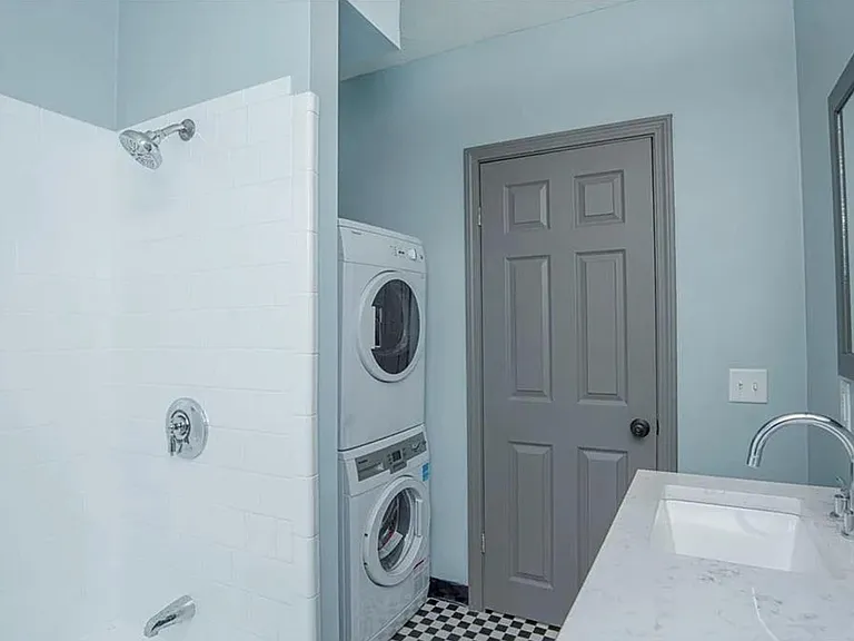 111 Grove St #1 — Photo 15