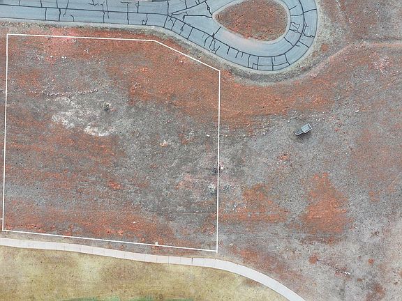 2nd image of 290 Tallgrass