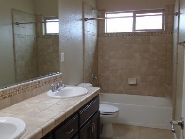 1758 Ravenna Way — Photo 20