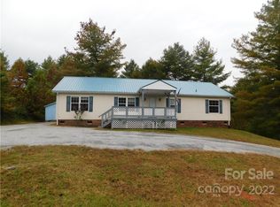 4267 Chinquapin Cir, Lenoir, NC 28645