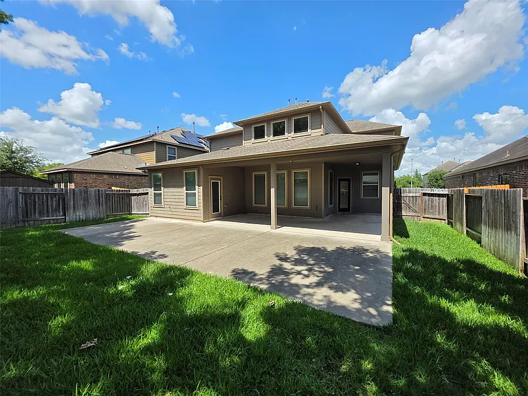 4427 Garden Ridge Ct — Photo 35