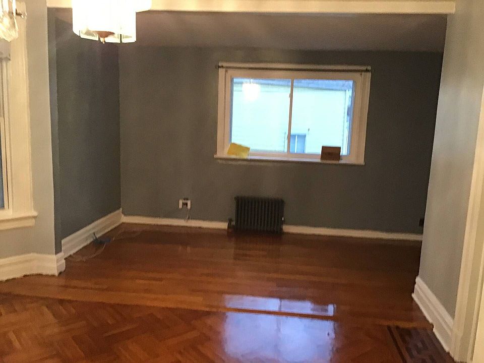1st image of 438 S 1st Ave