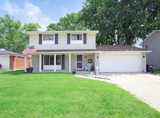 40184 William Dr, Sterling Heights, MI 48313