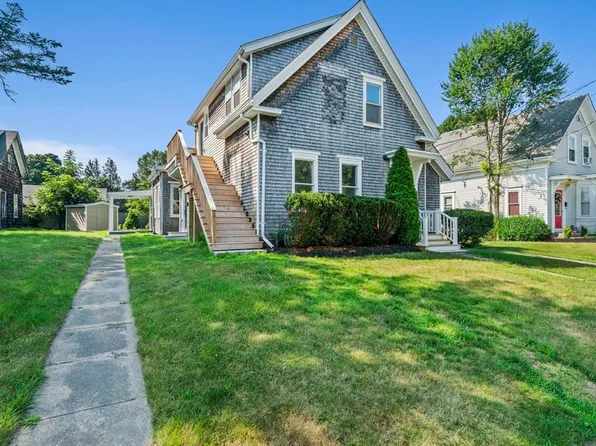 22 Vernon St, Whitman, MA 02382