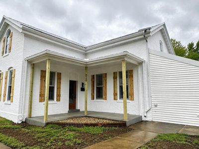 828 S 11th St, Quincy, IL, 62301