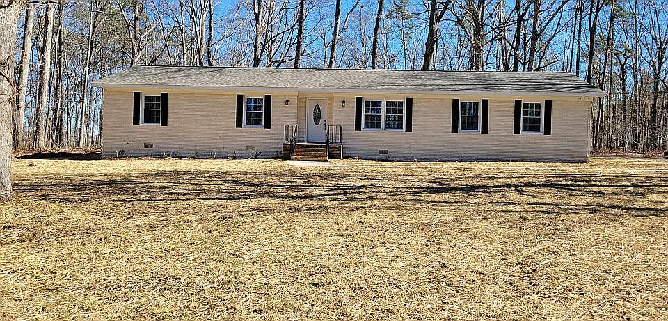 1st image of 1000 Country Land Ct