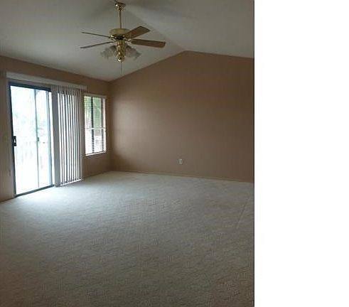 4th image of 2920 Coventry Cir
