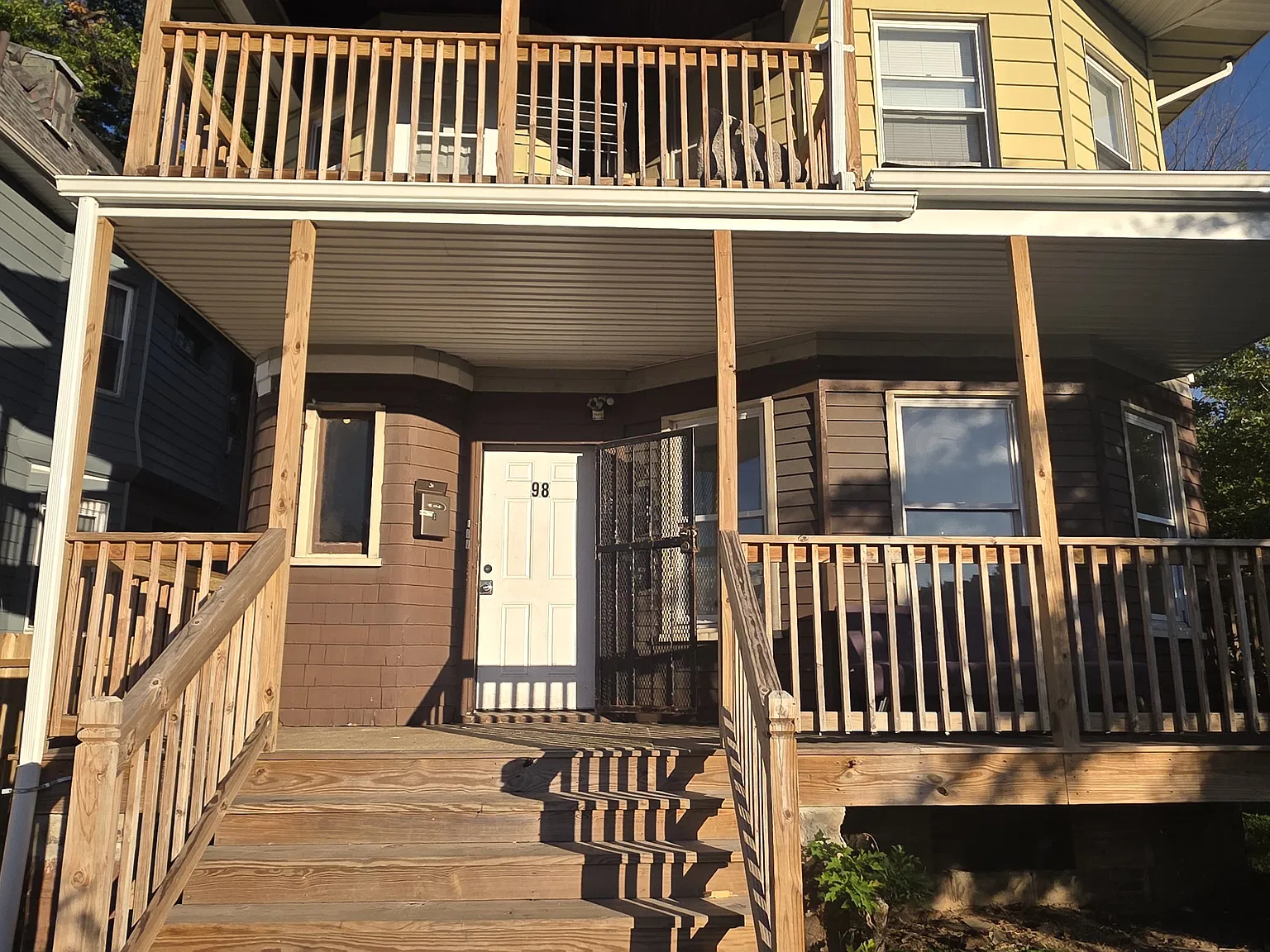 4 bed, 1.5 bath, 1500 sqft, $2,450 — Photo 1