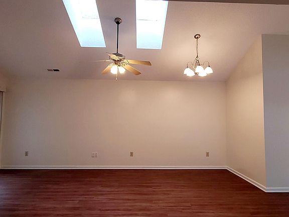 3rd image of 1210 Shipyard Blvd