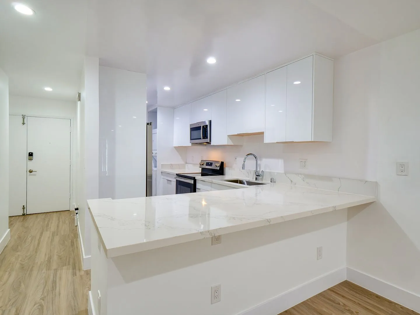 Orlando Avenue Properties, LLC — Photo 4