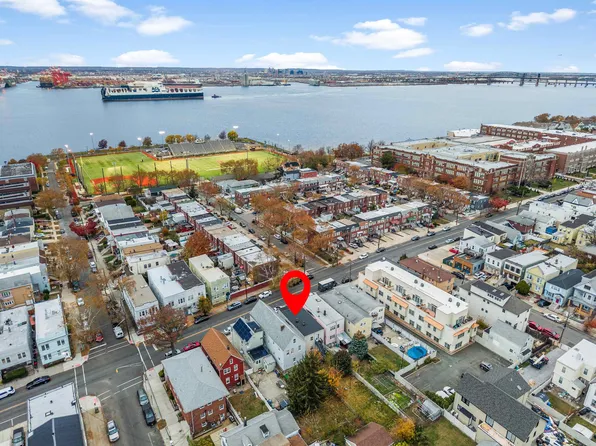 596 Avenue A image 15 of 18