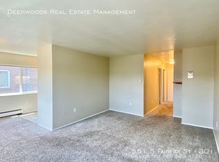 551 S Fairfax St APT 301, Glendale, CO 80246