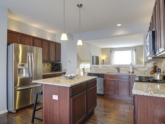 5th image of 6549 Lilac Blvd