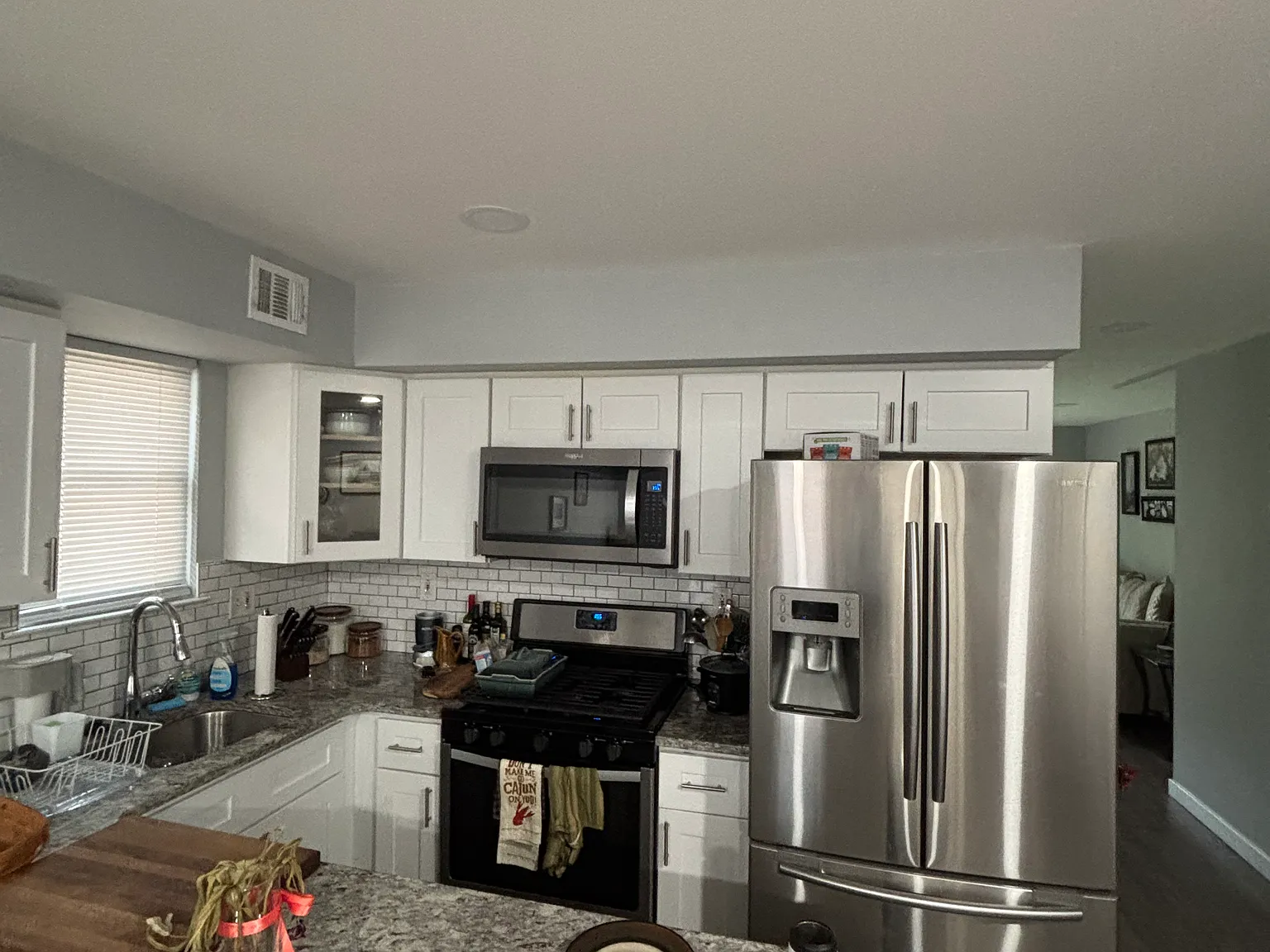 2 bed, 1.5 bath, 1300 sqft, $2,300 — Photo 2