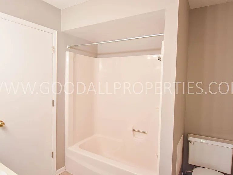 716 Knolls Ct — Photo 9