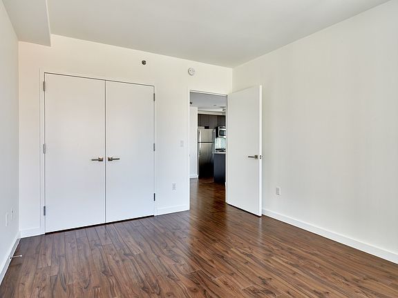 5th image of 7 Dekalb Ave APT 12P