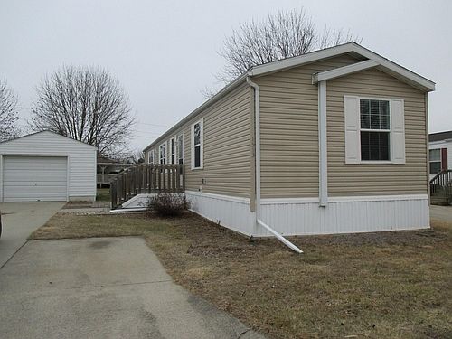 1st image of 1513 SE Summer Park Dr