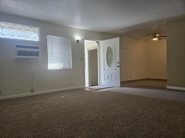 3031 Toyon St #2 — Photo 2