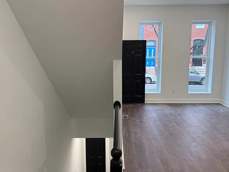 2028 Druid Hill Ave #1 — Photo 5