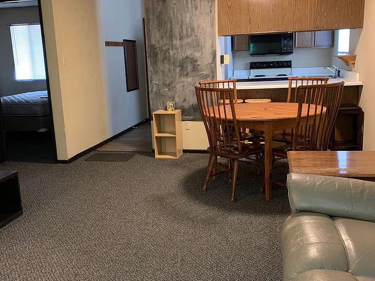 1626 University Ave — Photo 19