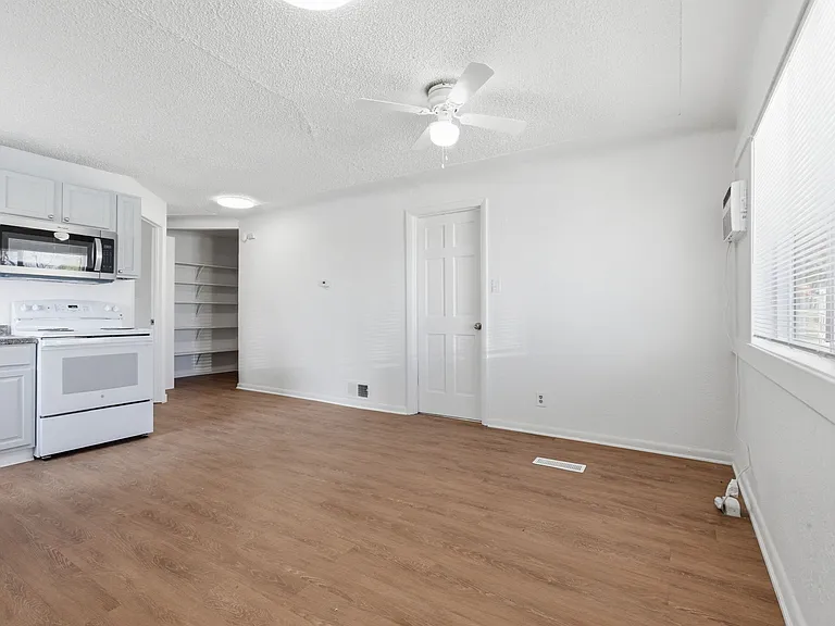 1597 Reed St — Photo 5