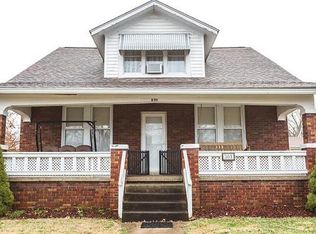 301 S Johnson St, New Athens, IL 62264