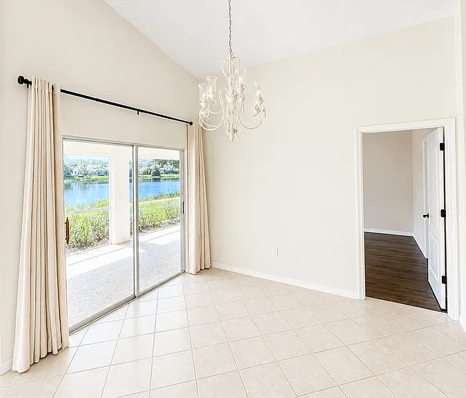 12857 Dresden Ct — Photo 10