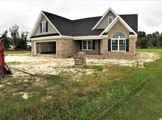 404 Farmtrac Dr, Galivants Ferry, SC 29544