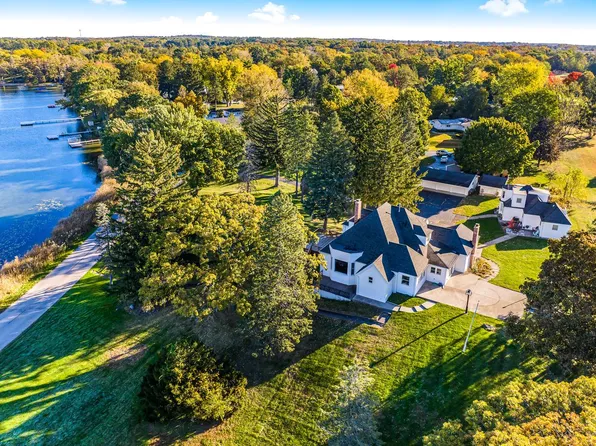 40411 97th STREET, Genoa City, WI 53128