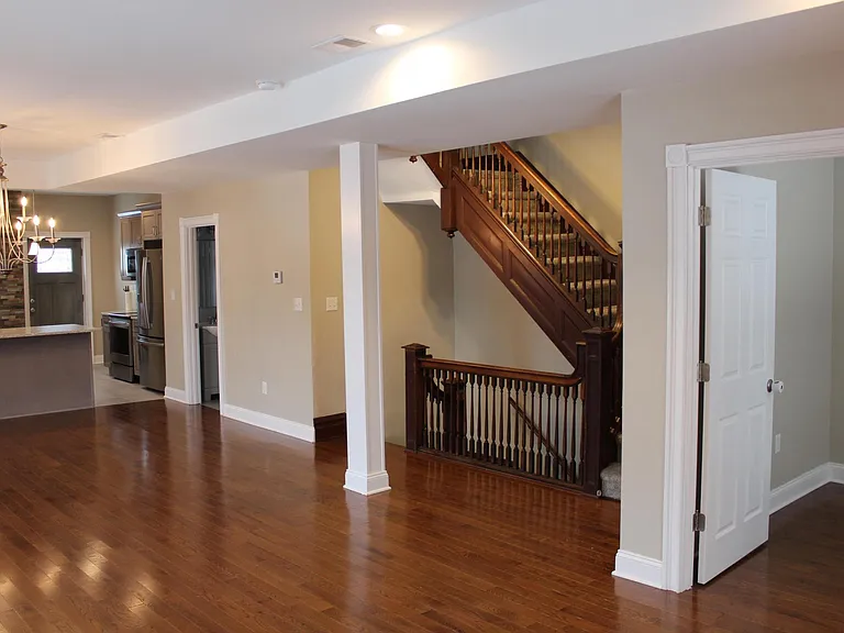 4030 Penn Ave #2 — Photo 8