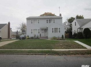 1093 Douglas Ave, Wantagh, NY 11793