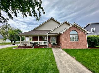 889 E Washington St, Martinsville, IN 46151