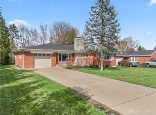 21 Marchester Dr, Dayton, OH 45429