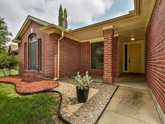 2nd image of 17321 Bishopsgate Dr