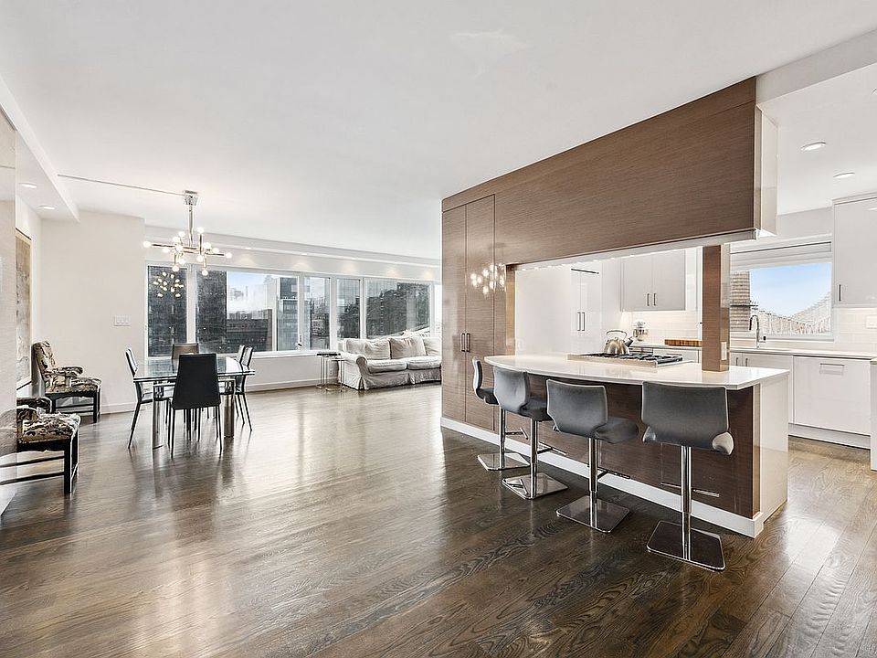1st image of 425 E 58th St APT 15B