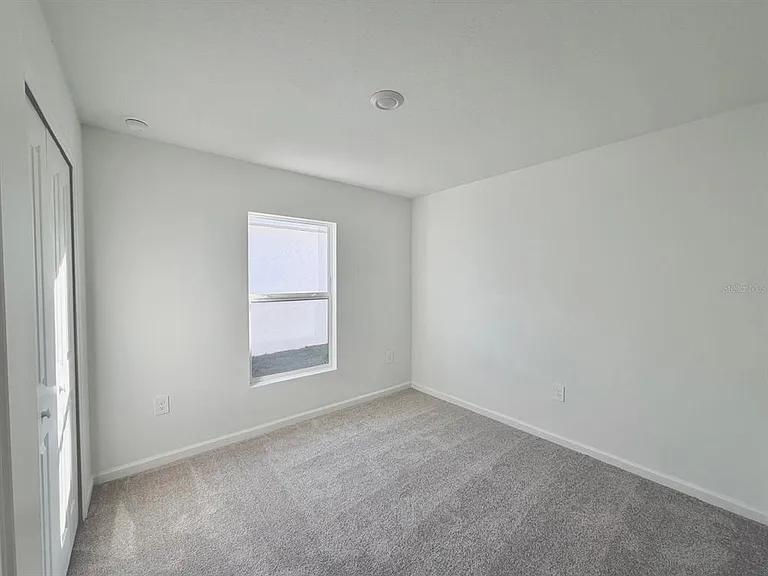 2122 Chris Dr — Photo 9