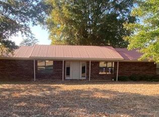 909 N Ray Rd #A, Clarksville, AR 72830